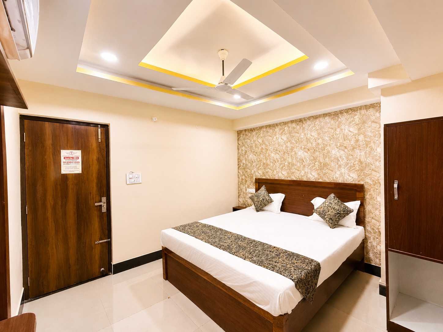 Classic Room